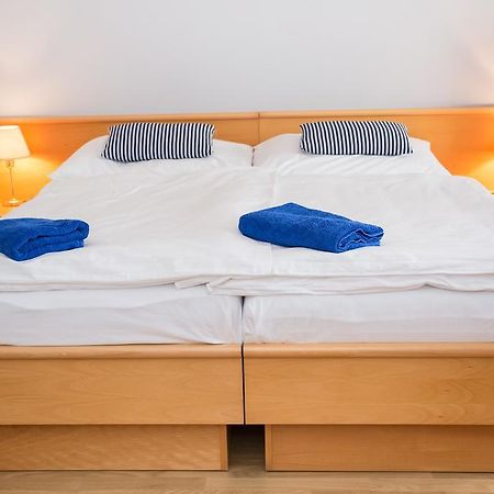 Hotel Laguna Ceske Budejovice Chambre photo