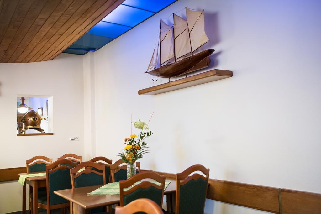 Hotel Laguna Ceske Budejovice Extérieur photo